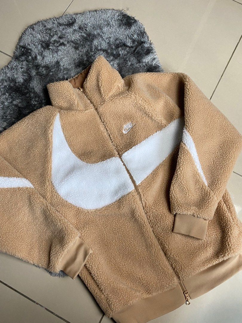 Nike big swoosh hotsell reversible fleece jacket