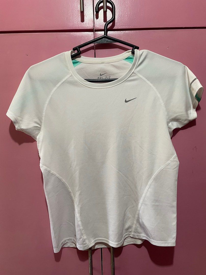 Nike Dri Fit White Shirt, Women's Fashion, Activewear on Carousell
