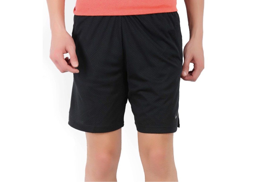 Nike Dri-Fit Men’s Short Black - MEDIUM (Category: Activewear) located in Muntinlupa City. Submitted by _t.wave (Listing ID 1215710340, Image 2). Description: Item is brand new with tags 100% authentic or your money back! Size: Medium Actual photos are available upon request Returns and exchanges are not accepted unless the item is defective or damaged. .