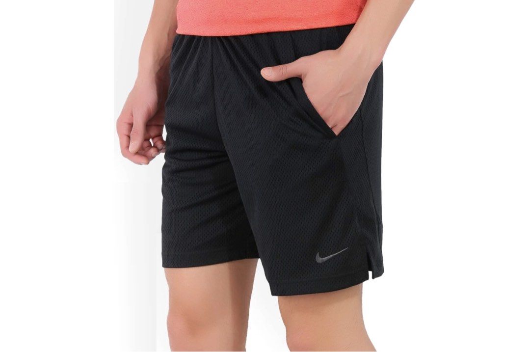 Nike Dri-Fit Men’s Short Black - MEDIUM (Category: Activewear) located in Muntinlupa City. Submitted by _t.wave (Listing ID 1215710340, Image 1). Description: Item is brand new with tags 100% authentic or your money back! Size: Medium Actual photos are available upon request Returns and exchanges are not accepted unless the item is defective or damaged. .