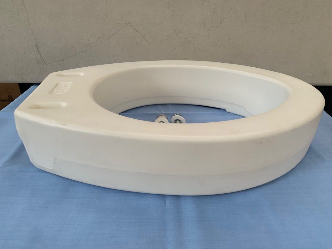 Nova Toilet Seat Riser for Elongated Bowls 3.5inch high from USA
