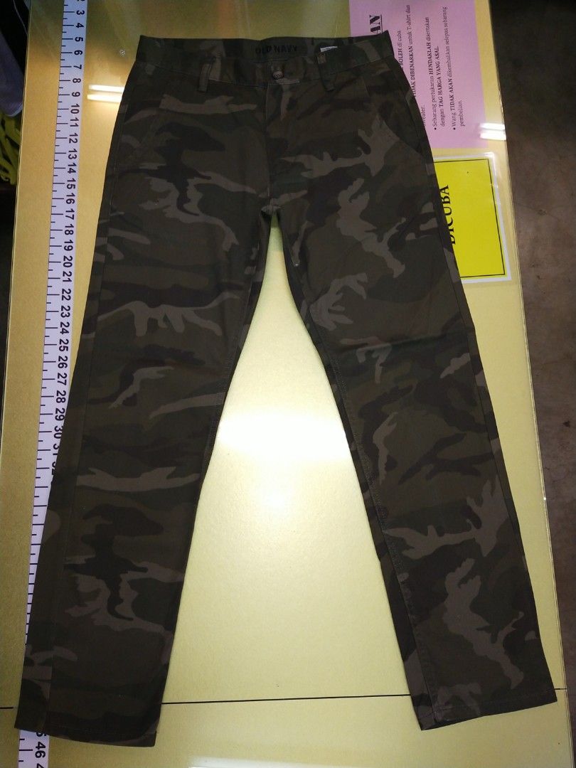 Old navy camo discount pants