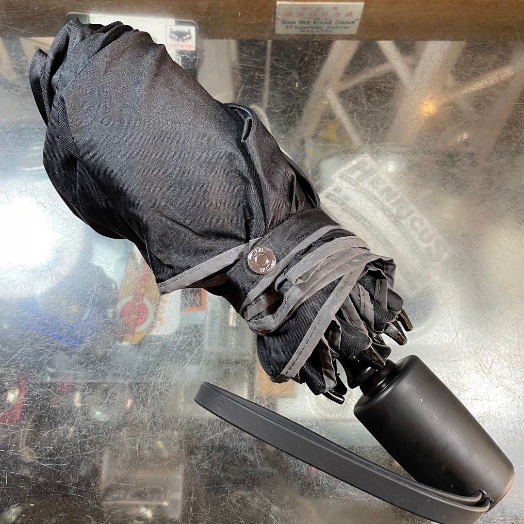 Tumi medium auto close umbrella new arrivals