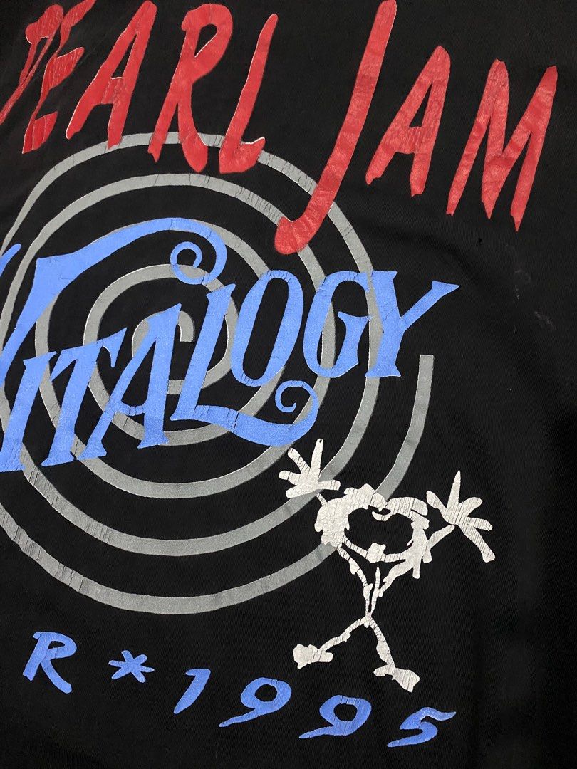 Vintage 1995 Pearl Jam Vitalogy Tour T Shirt (GPMU)