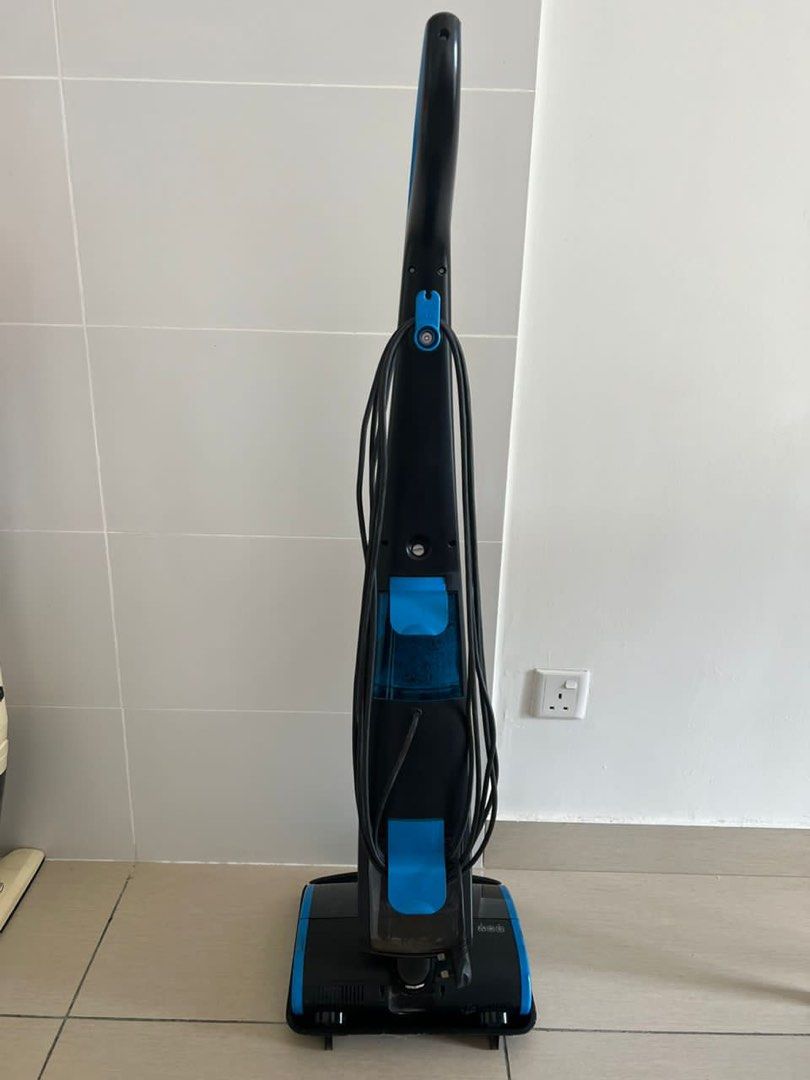 Philips Aquatrio Pro Vacuum, TV & Home Appliances, Vacuum Cleaner ...