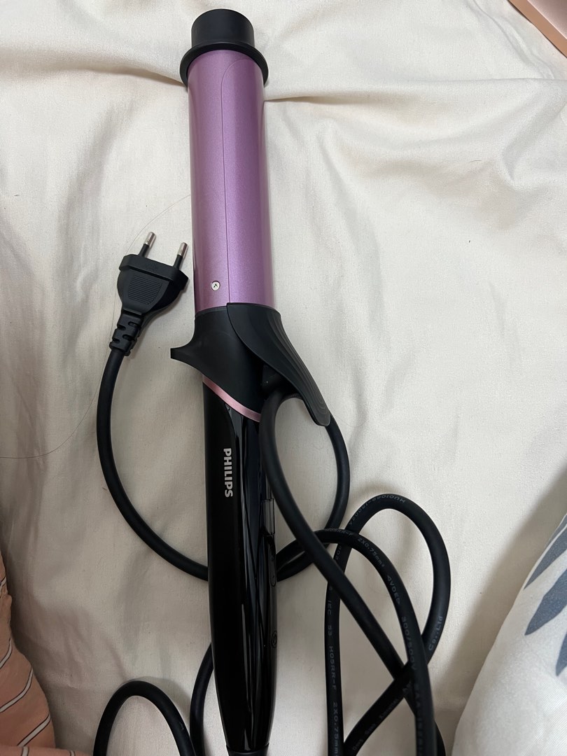 Philips hair curler (big curls), Beauty & Personal Care, Hair on Carousell