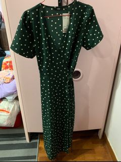 (Category: ) located in . Submitted by ari4bat (Listing ID 1215771959, Image 1). Description: .