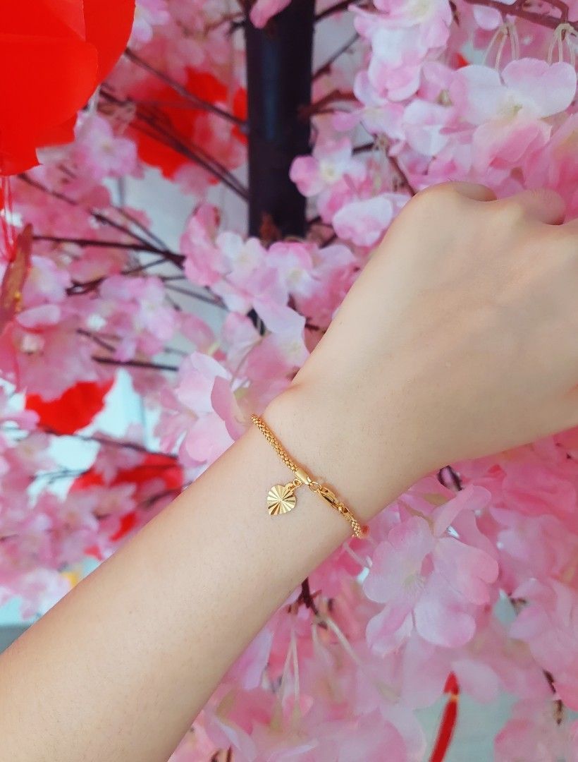 Gold top bracelet popular