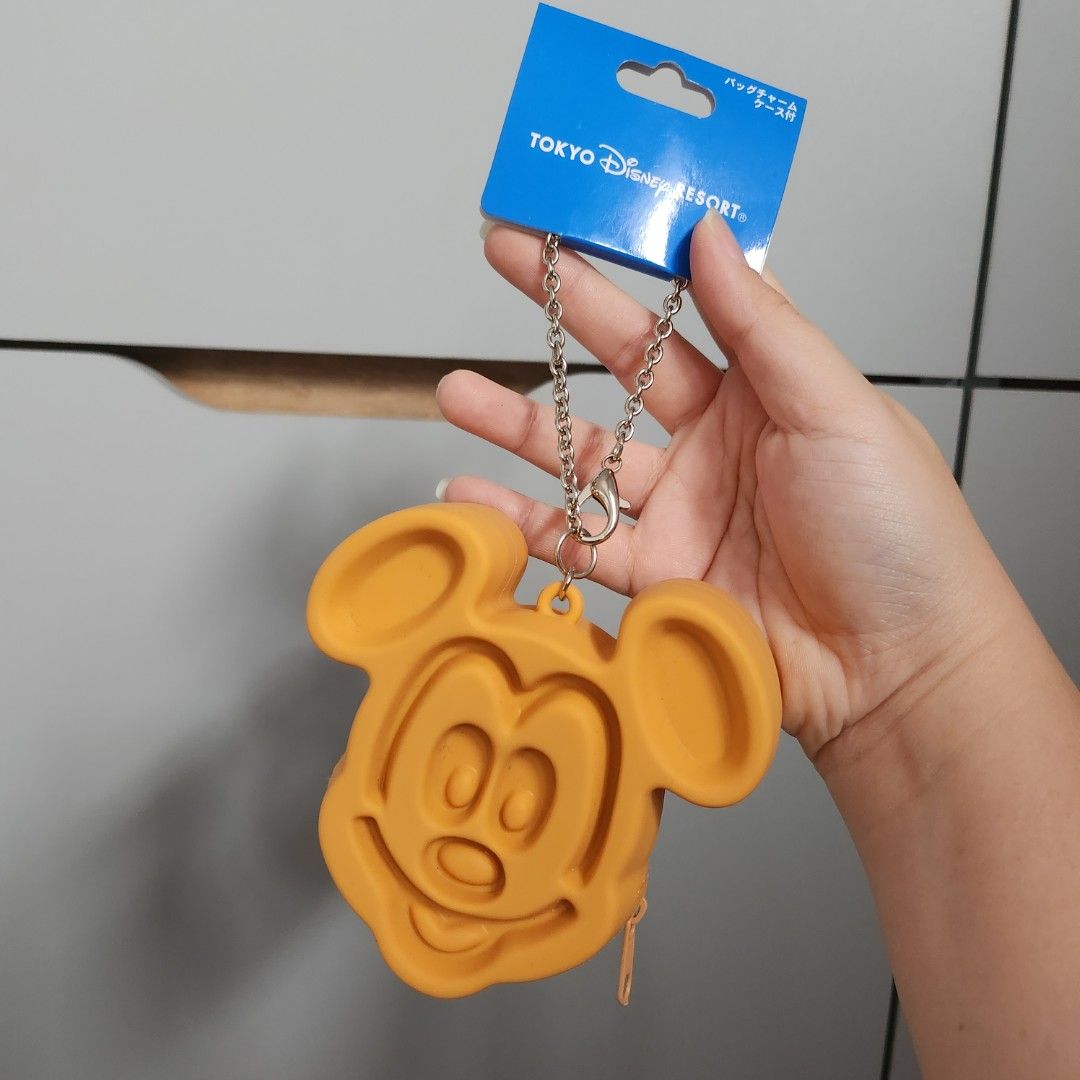 Pouch Gantungan Mickey Waffle Disneyland Tokyo Disney Resort