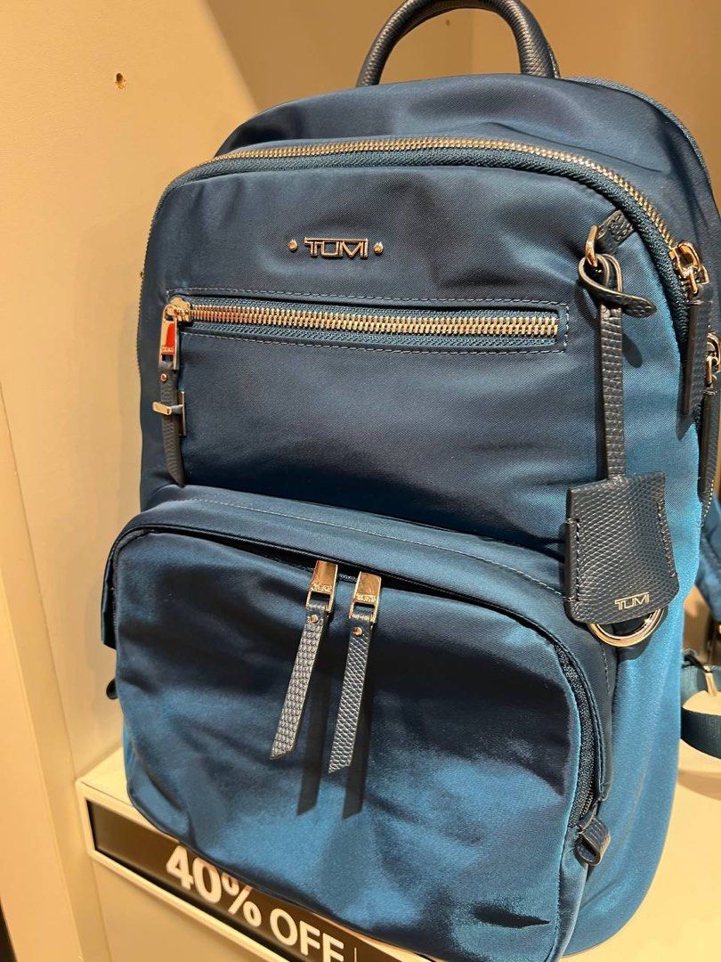 Tumi store 40 off
