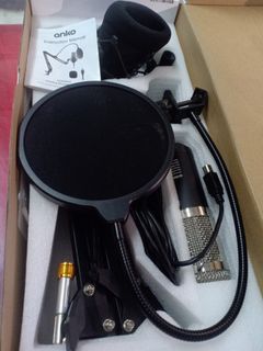 PROFESSIONAL GAMING MICROPHONE