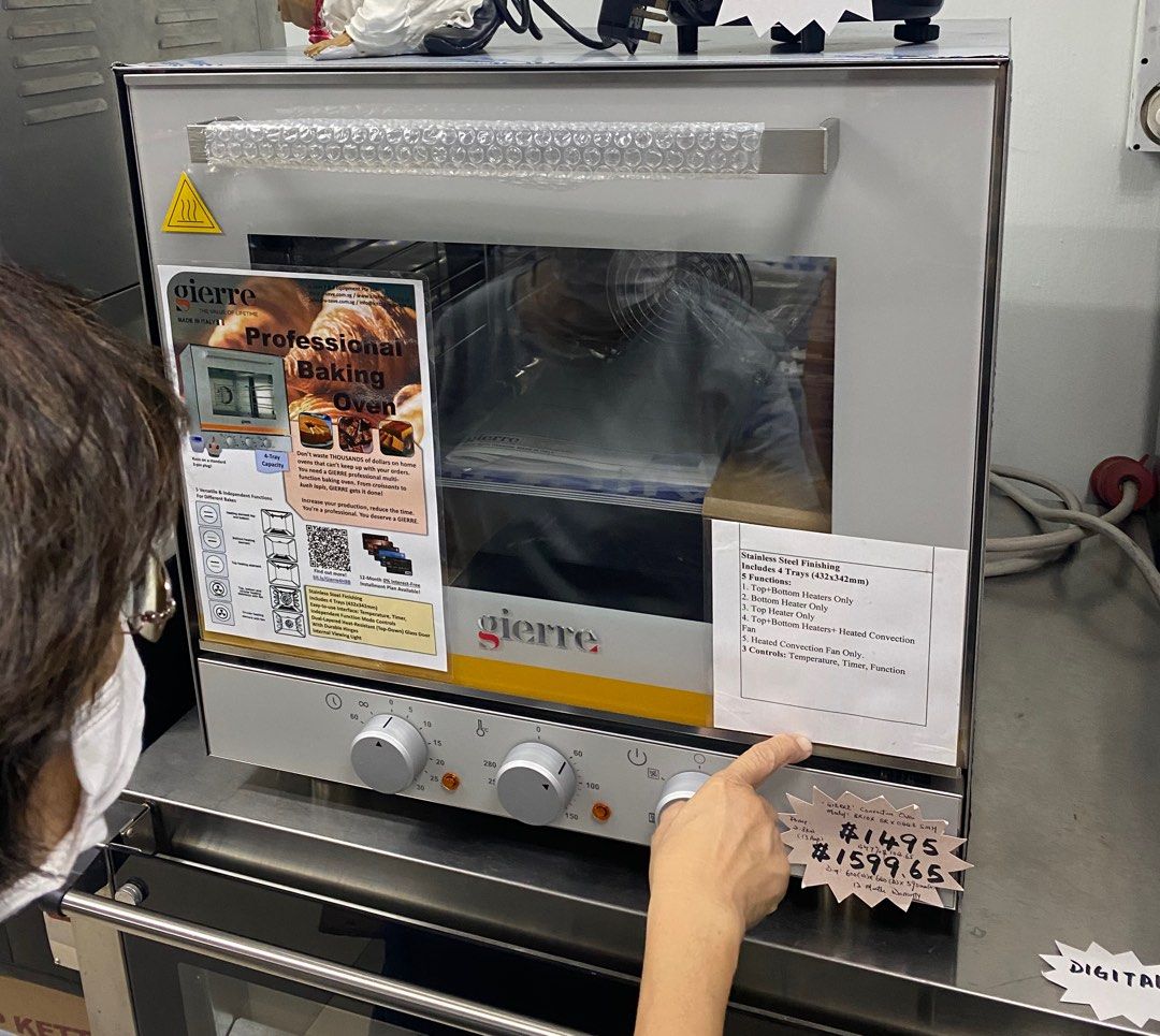 Professional Oven for sale (Made in Italy), TV & Home Appliances