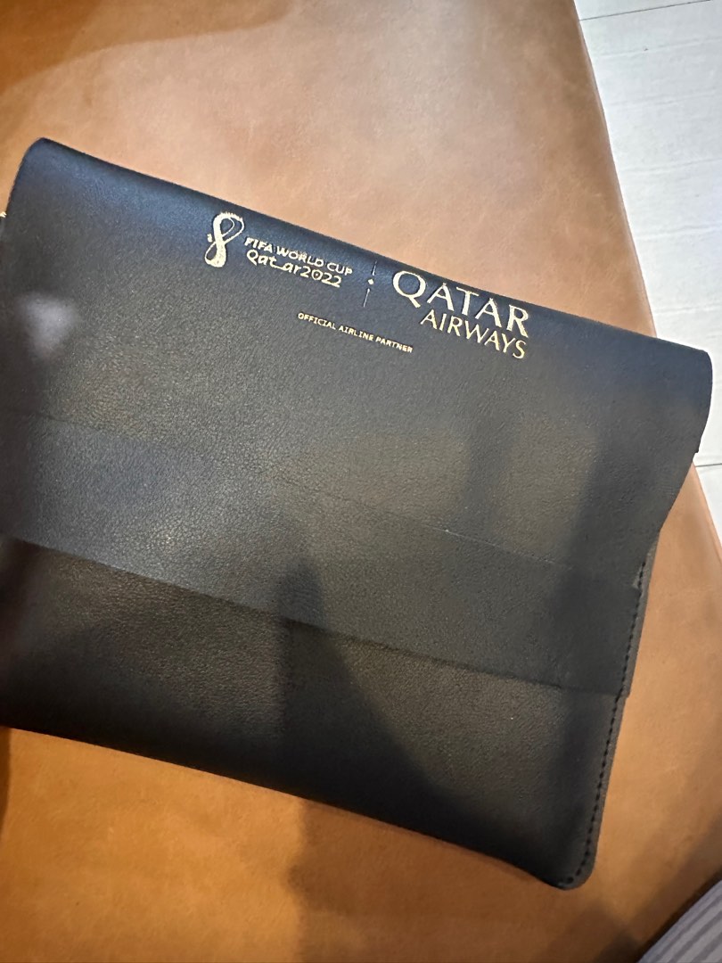 Qatar airlines pouch with sling, Women's Fashion, Bags & Wallets, Purses & Pouches on Carousell