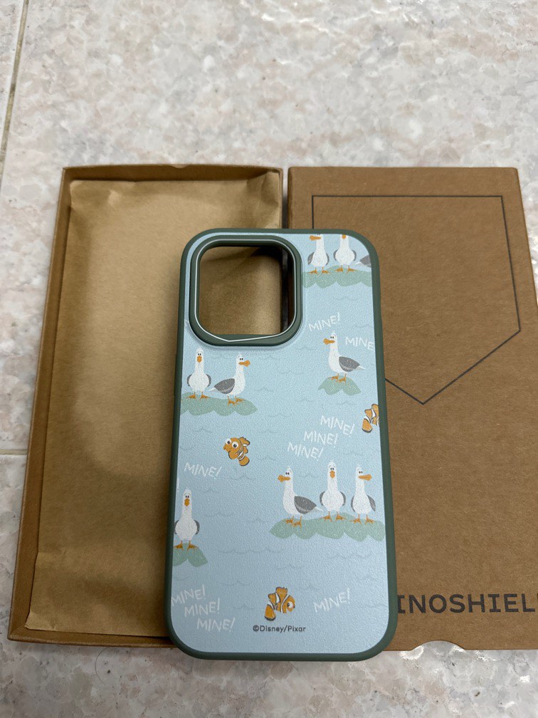 RHINOSHIELD Apple iPhone 14 Pro Finding Nemo Marlin Sage Green, Mobile