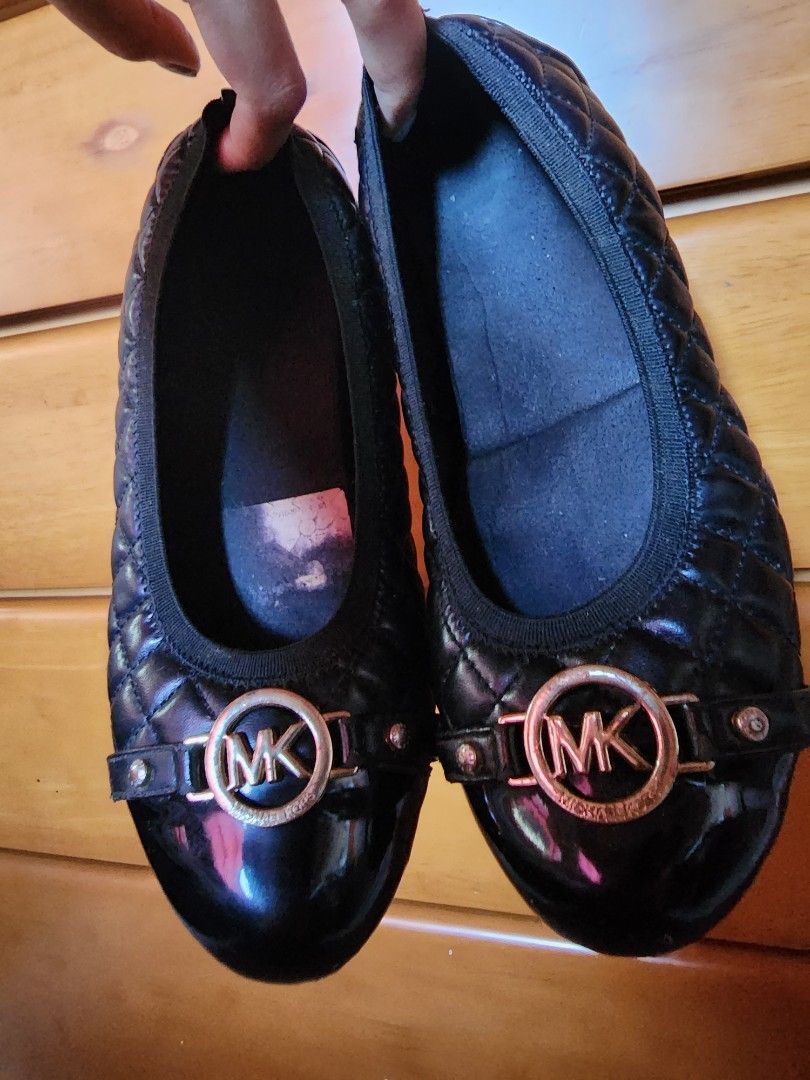 Michael kors quilted flats hot sale