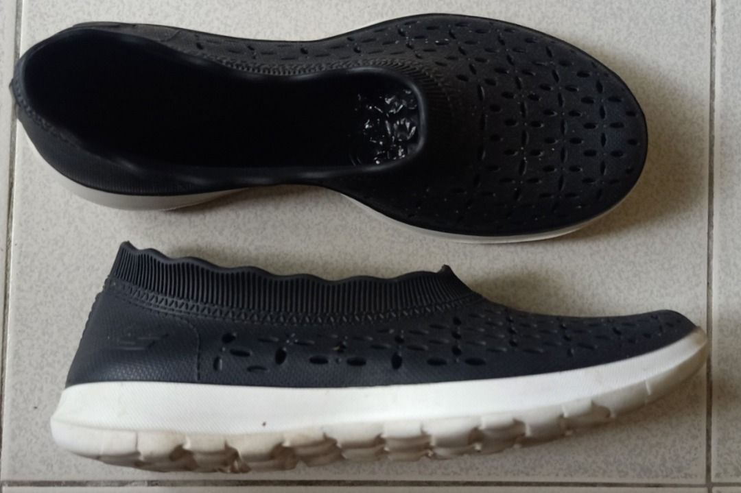 Skechers h2go perforated shoes on sale