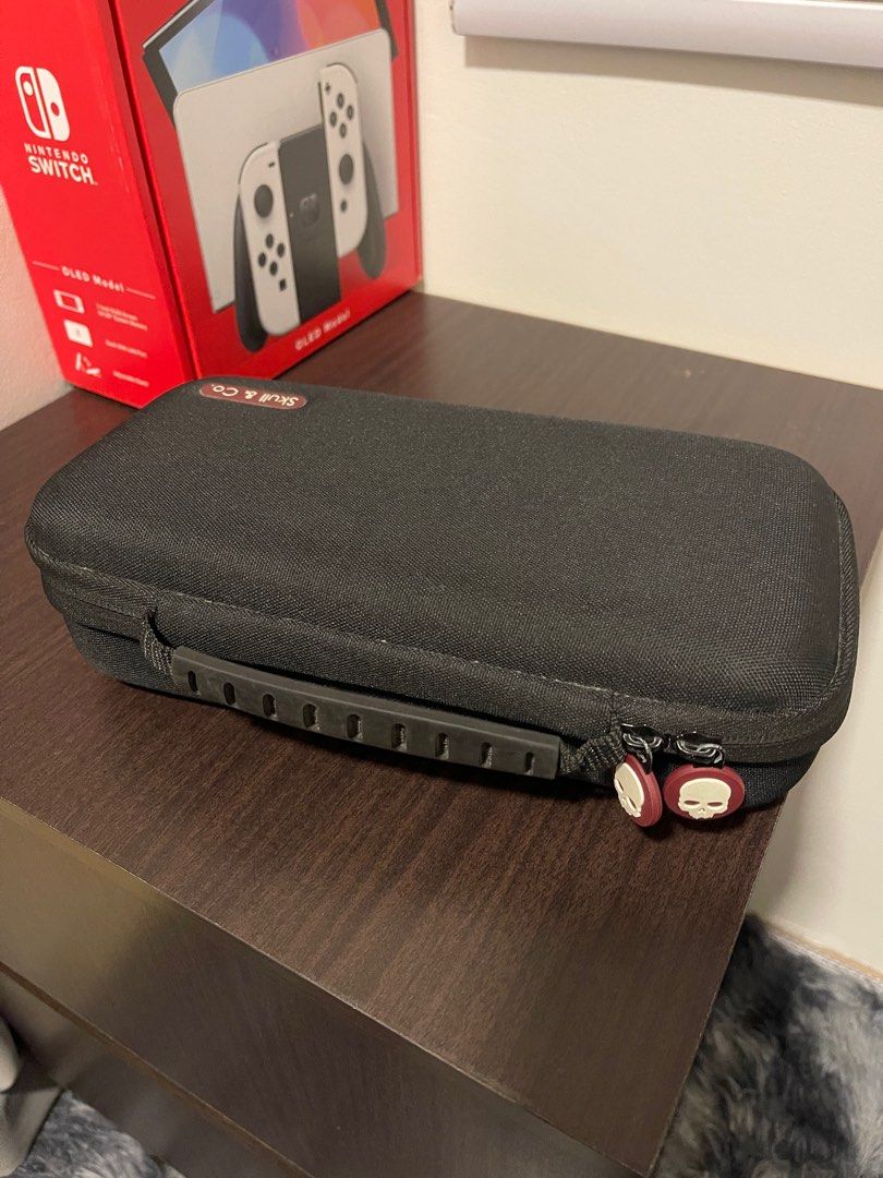 Skull & Co carrying case for Nintendo Switch LITE, Video Gaming, Gaming