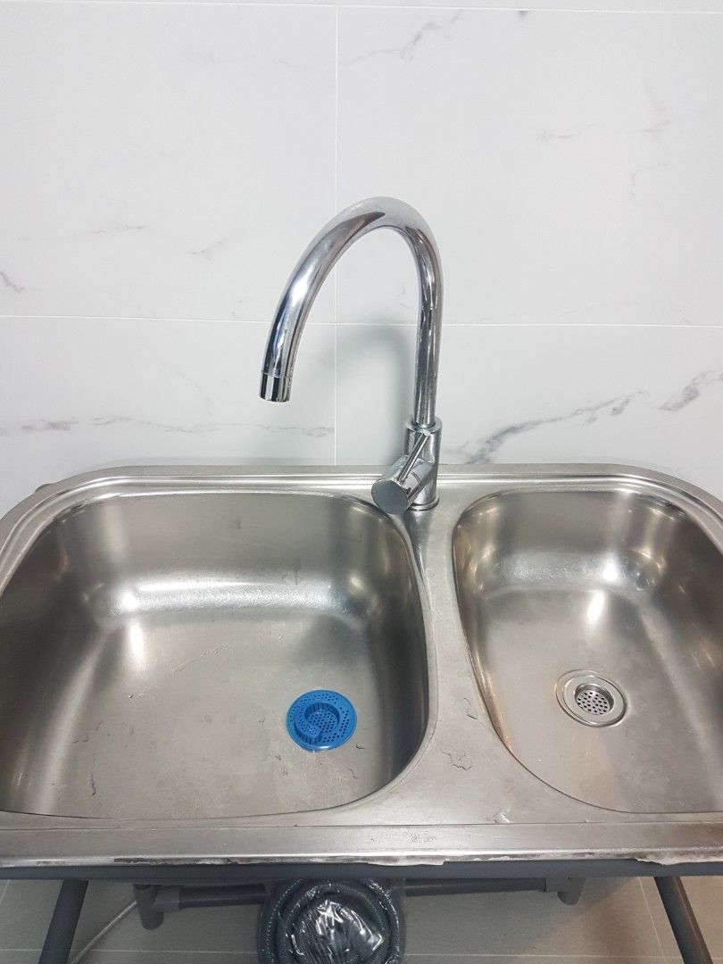 Temporary kitchen sink. Halal kitchen., Furniture & Home Living