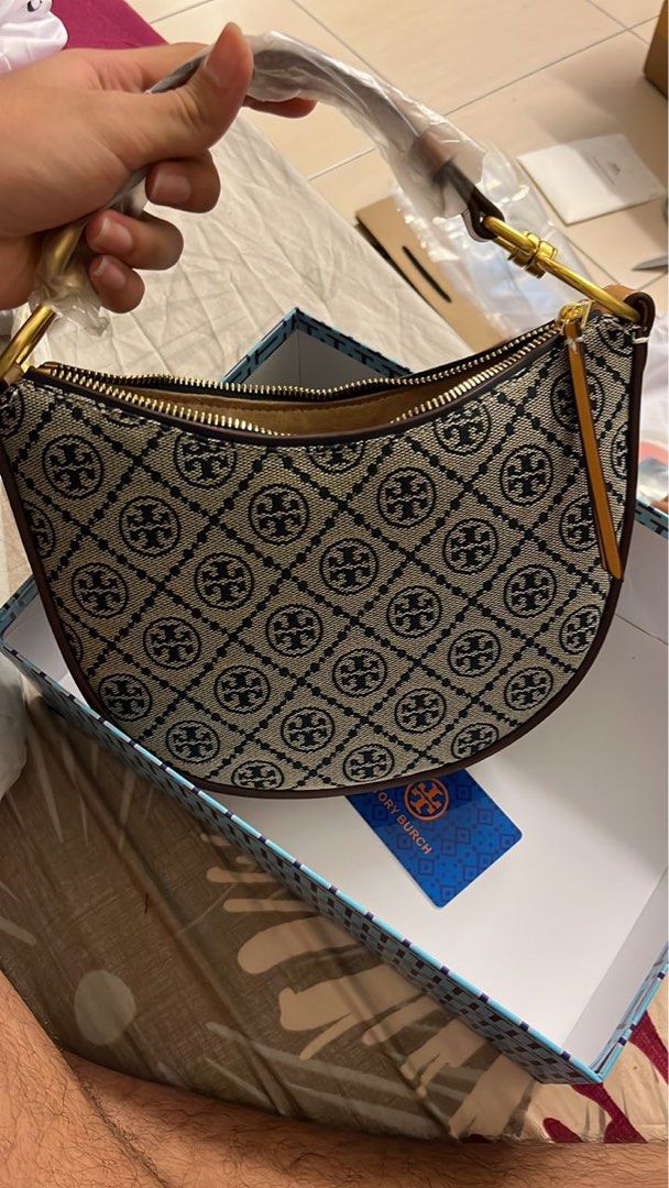 Tory Burch, Women's Fashion, Bags & Wallets, Shoulder Bags on Carousell