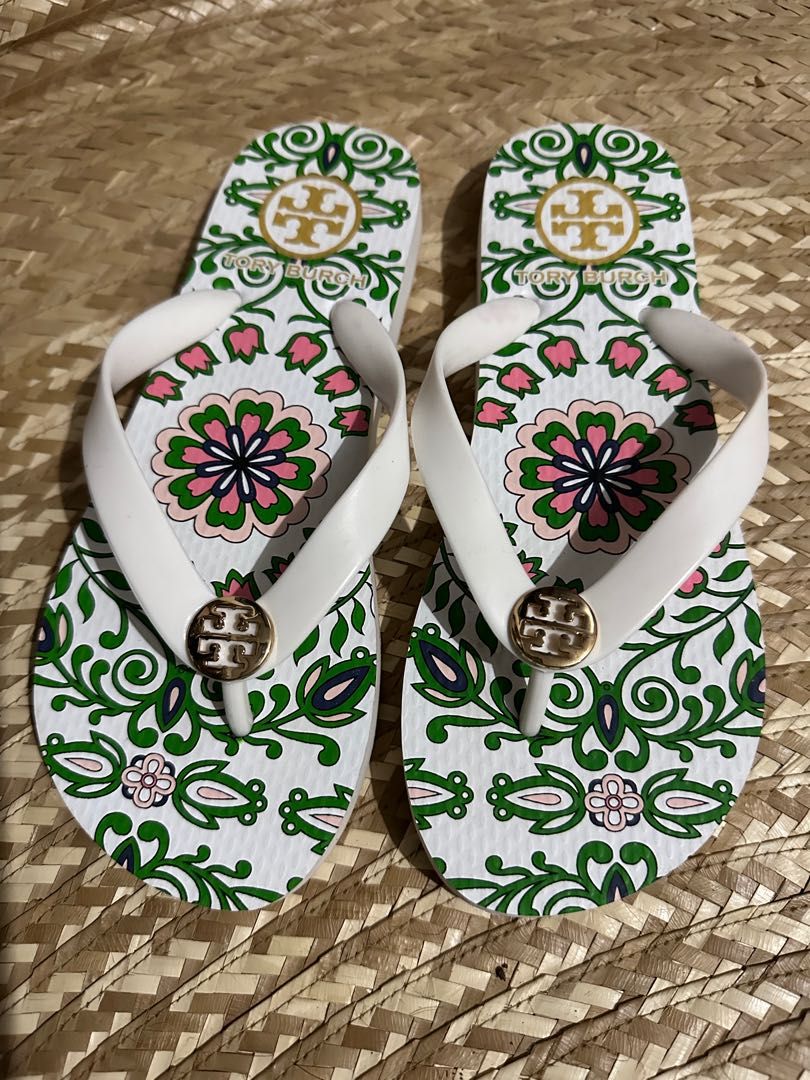 Tory burch flip discount flops size 1