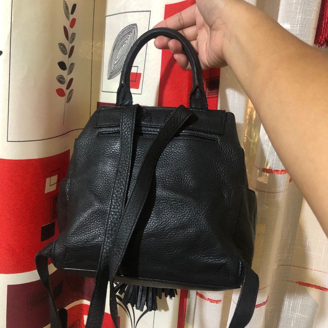 TORY BURCH THEA MINI BACKPACK, Women's Fashion, Bags & Wallets, Backpacks  on Carousell