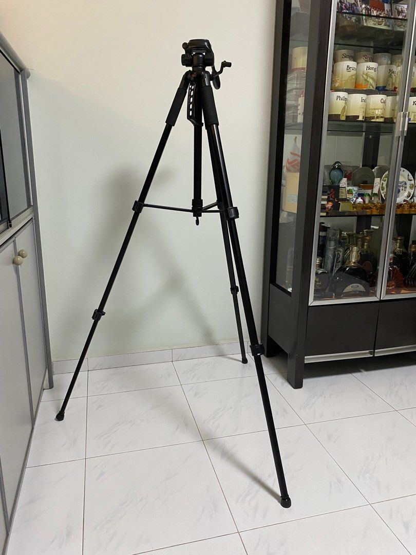 Tripod Stand Heavy Duty 1.35m, Photography, Photography Accessories