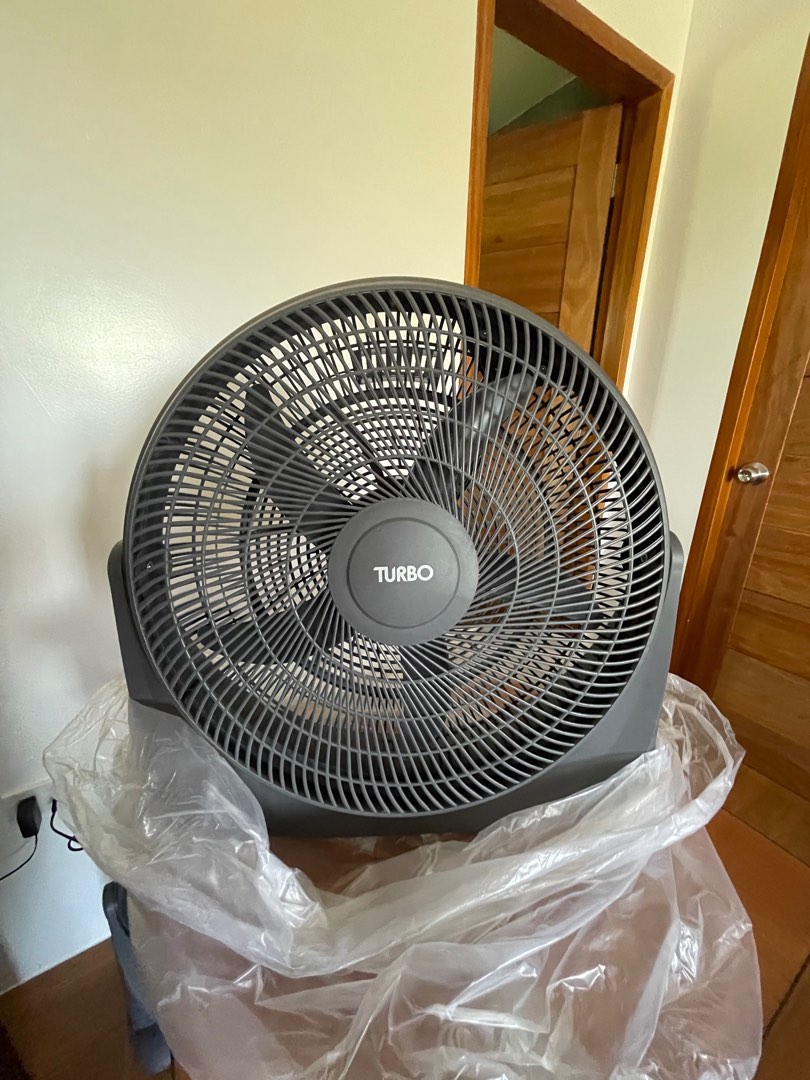 Turbo 20 inch floor fan Meetup Only Robinsons Starmills, Furniture