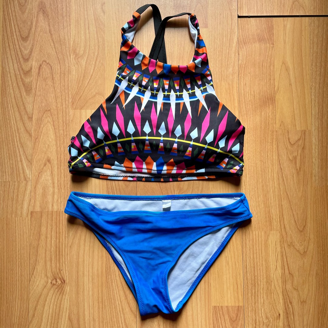 Twopiece swimsuit Multicolor tank top and bikini, Women's Fashion