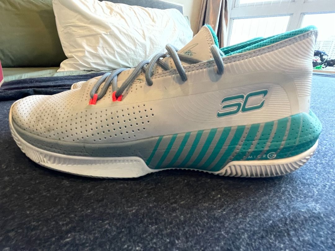 Curry 3zero 3 top