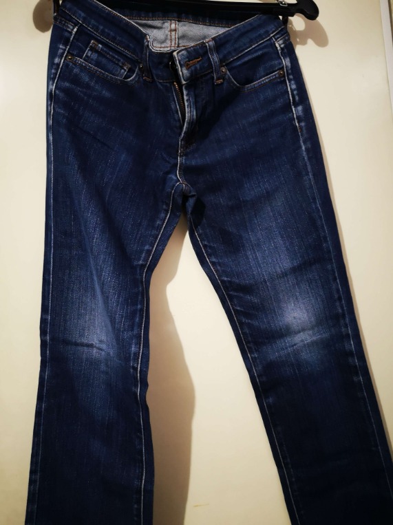 Uniqlo Blue Maong Pants, Women's Fashion, Bottoms, Jeans on Carousell