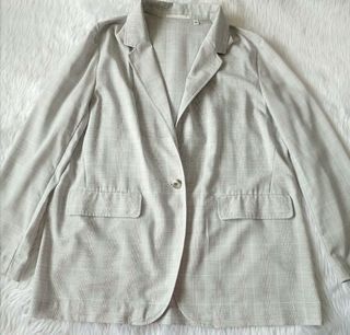 Uniqlo Lighweight Blazer