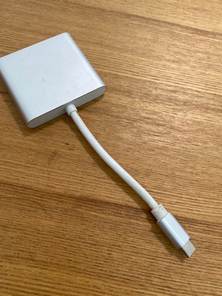 USB C Adaptor HDMi usb3, Computers & Tech, Parts & Accessories, Cables