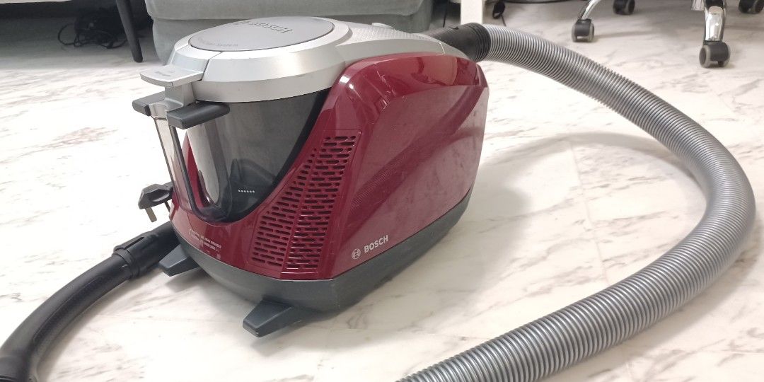 Vacuum Cleaner Bosch GS50, TV & Home Appliances, Vacuum Cleaner