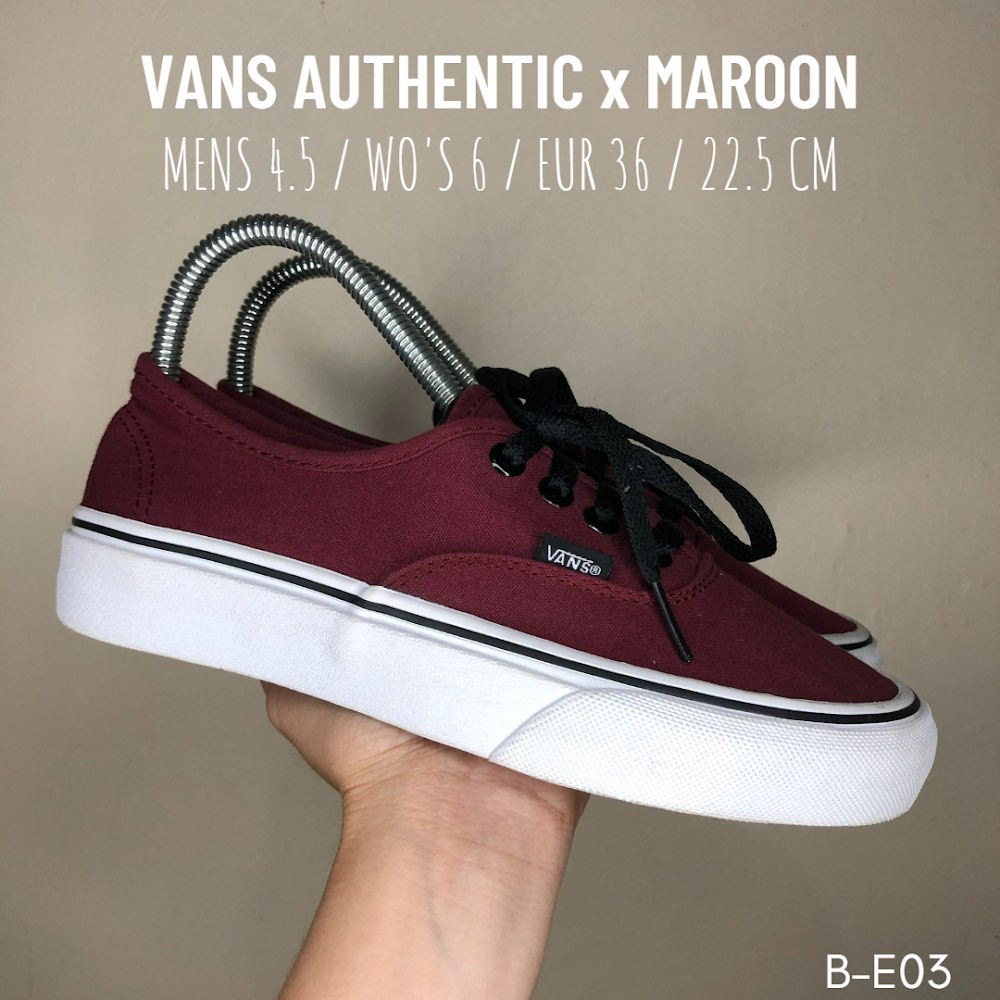Vans authentic maroon deals on feet