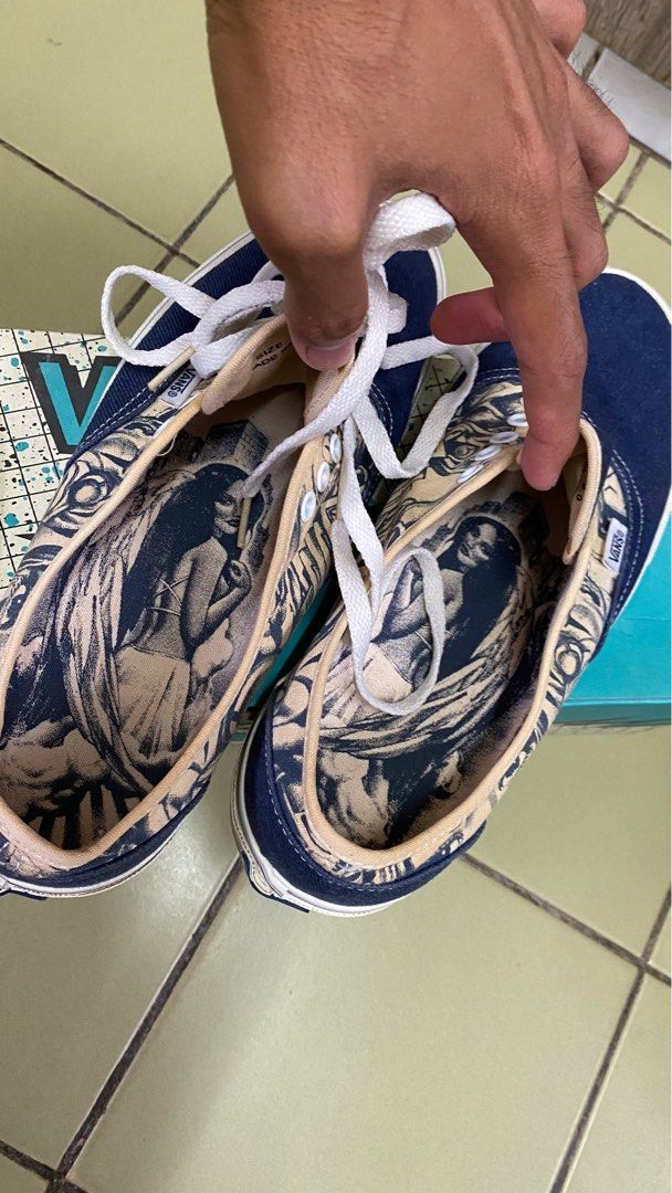 Vans x Mr Cartoon 2005 Men s Fashion Footwear Sneakers on Carousell