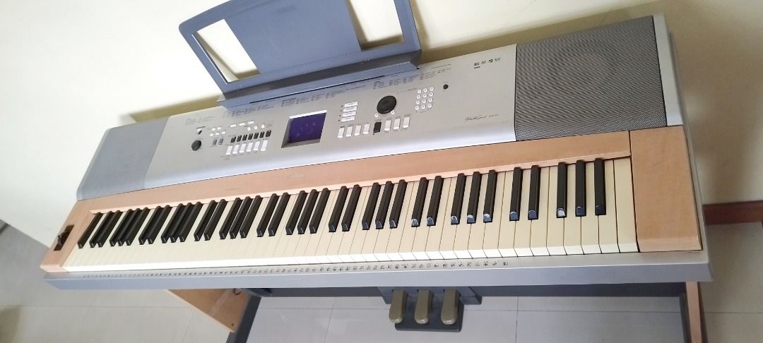 Portable grand dgx 630 yamaha sale