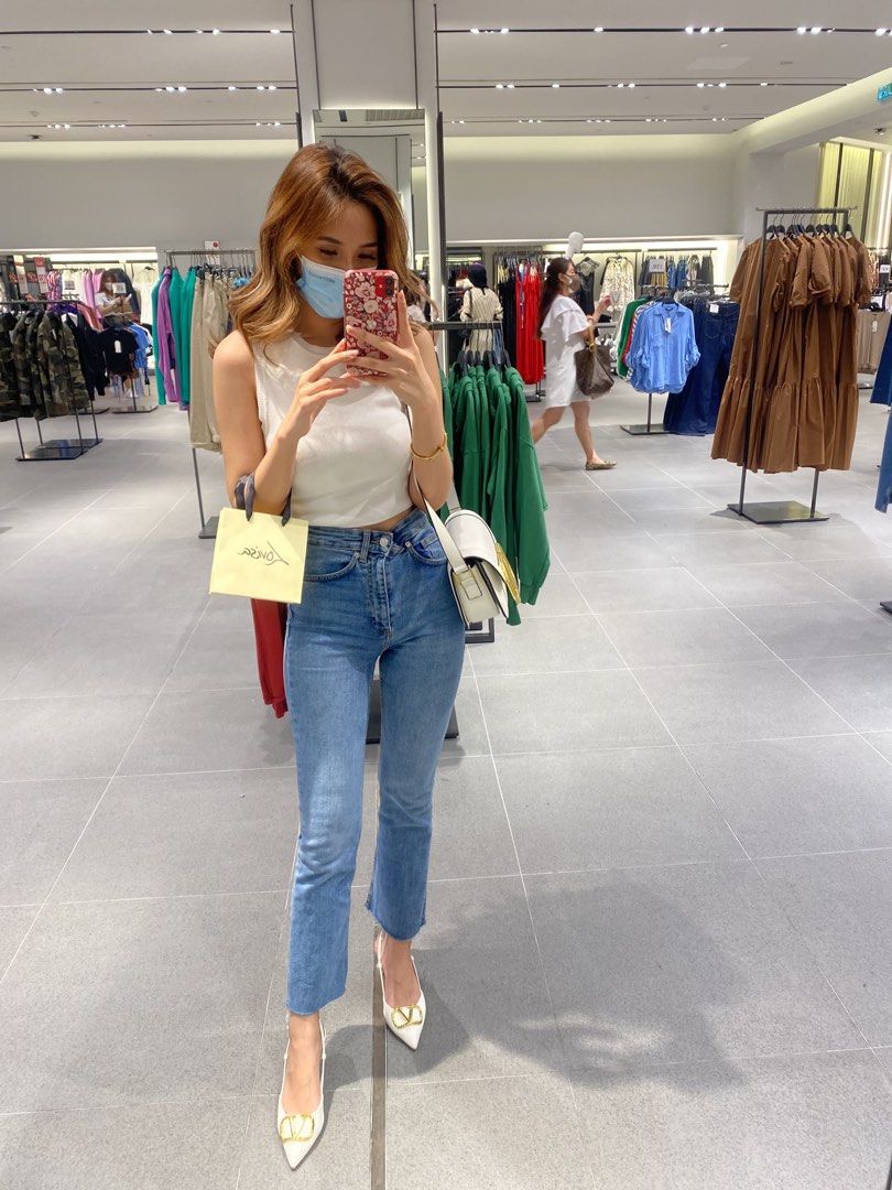 Zara High Waisted Cropped Flare Jeans Women s Fashion Bottoms
