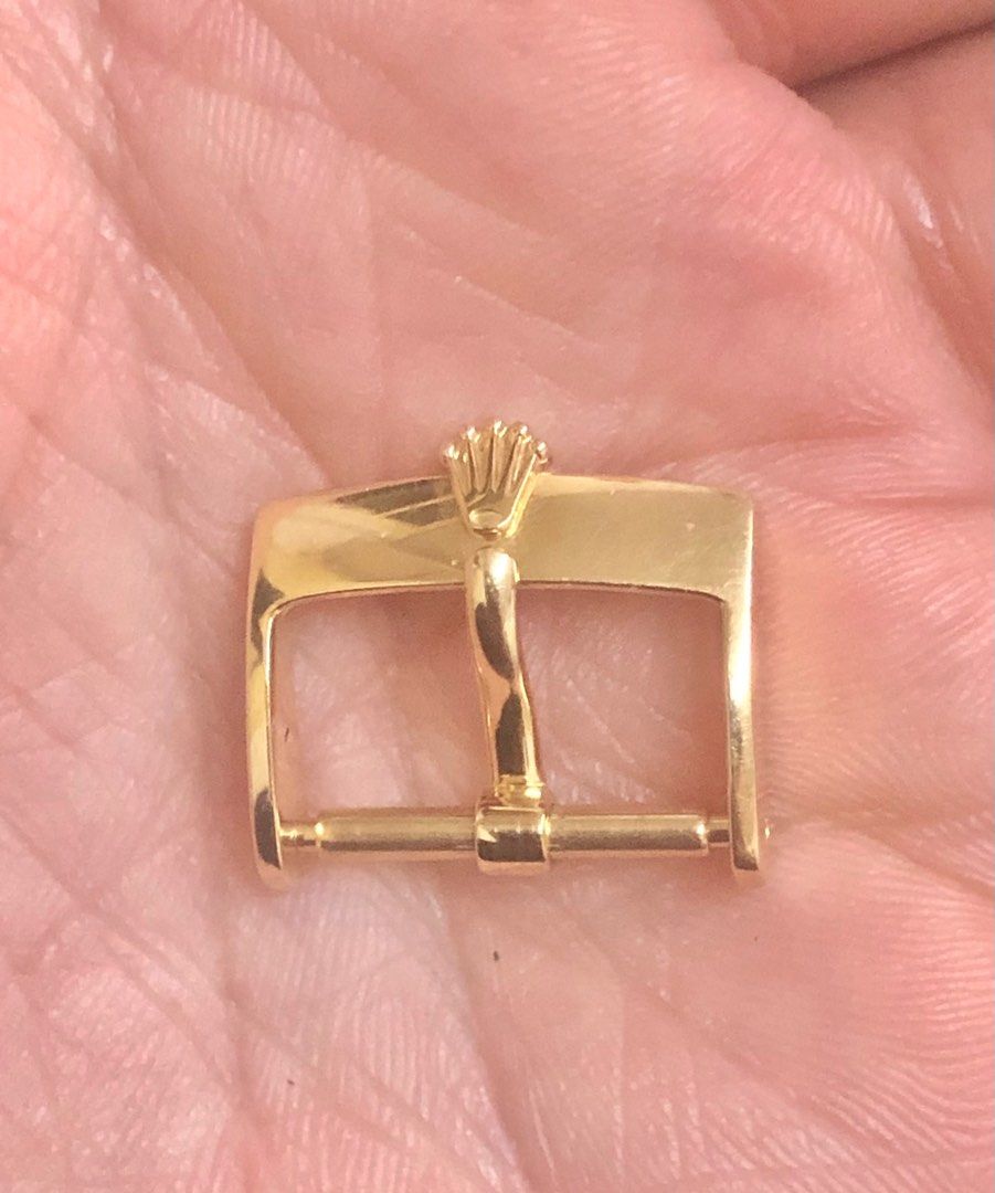 原裝正品 勞力士18K金扣 16mm(大扣) 天秤 狗仔頭🐶 原裝18K金栓 原裝18K金脷 近全新狀態 保證原裝真品 不議價 （分類：其他）位於 Hong Kong。 由 YuengGor 提交（商品編號 1216028620，圖片 1）。簡介： 。