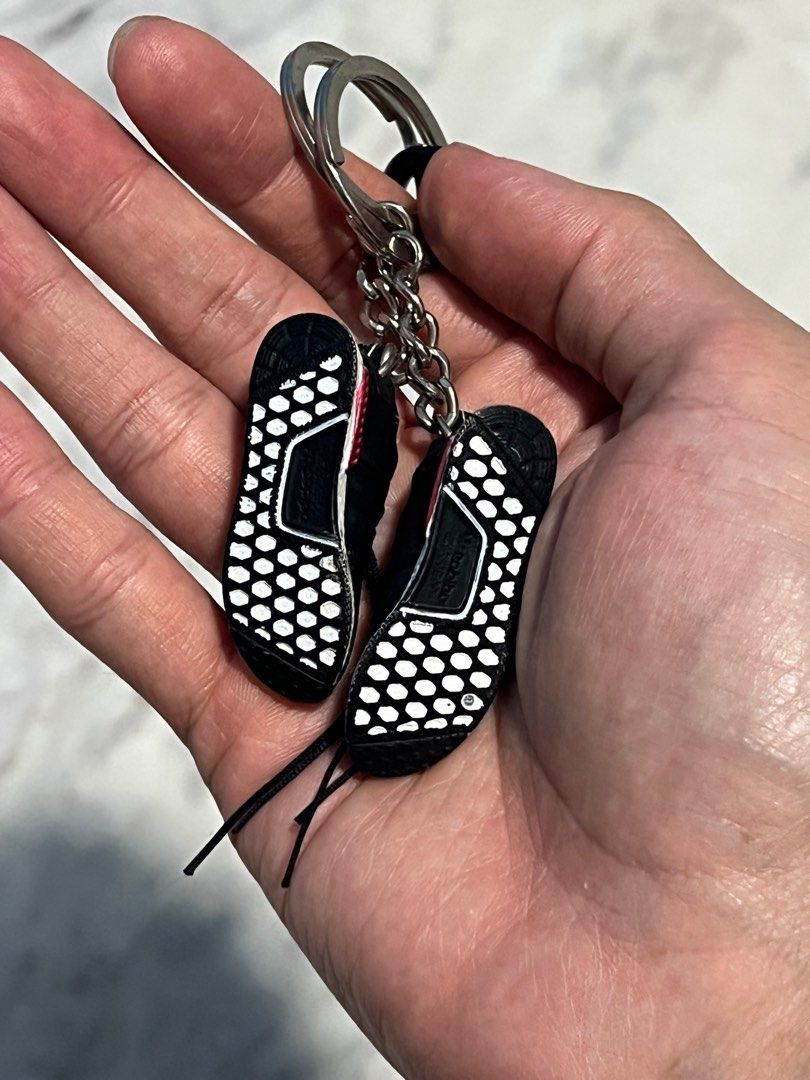 Adidas top nmd keychain