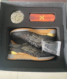 (Category: ) located in . Submitted by sneakerverse (Listing ID 1215937415, Image 1). Description: .