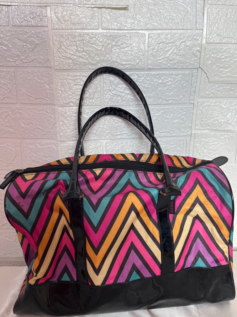 Avon weekend bag store