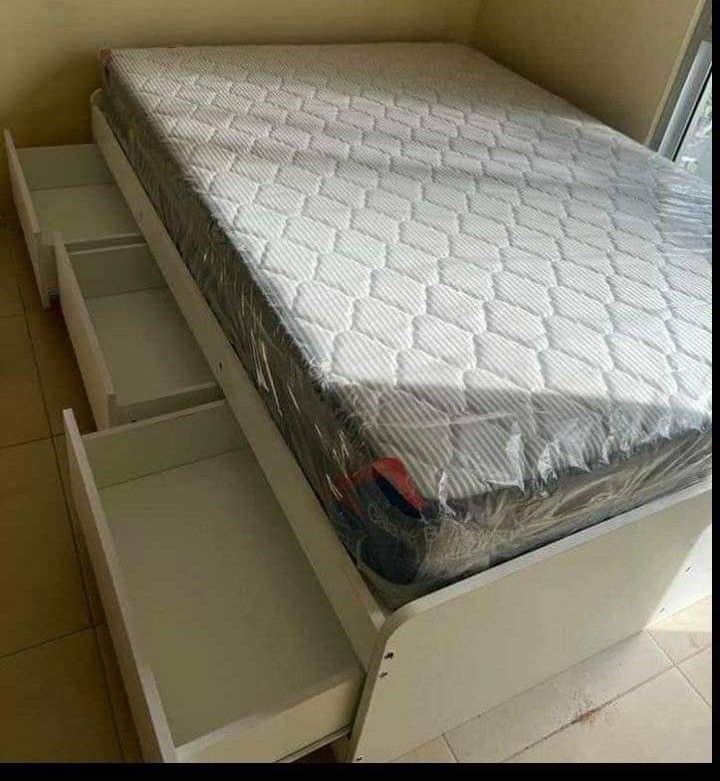 Bed box White w/ uratex foam (Category: Other Home Furniture) located in San Juan City. Submitted by eliseeemoreno (Listing ID 1215902110, Image 3). Description: Bed box White wooden double size 48x75 we assemble free we delivered COD depends location melamine wood materials sets w/ uratex foam 5 yrs waranty 48x75x5,5.