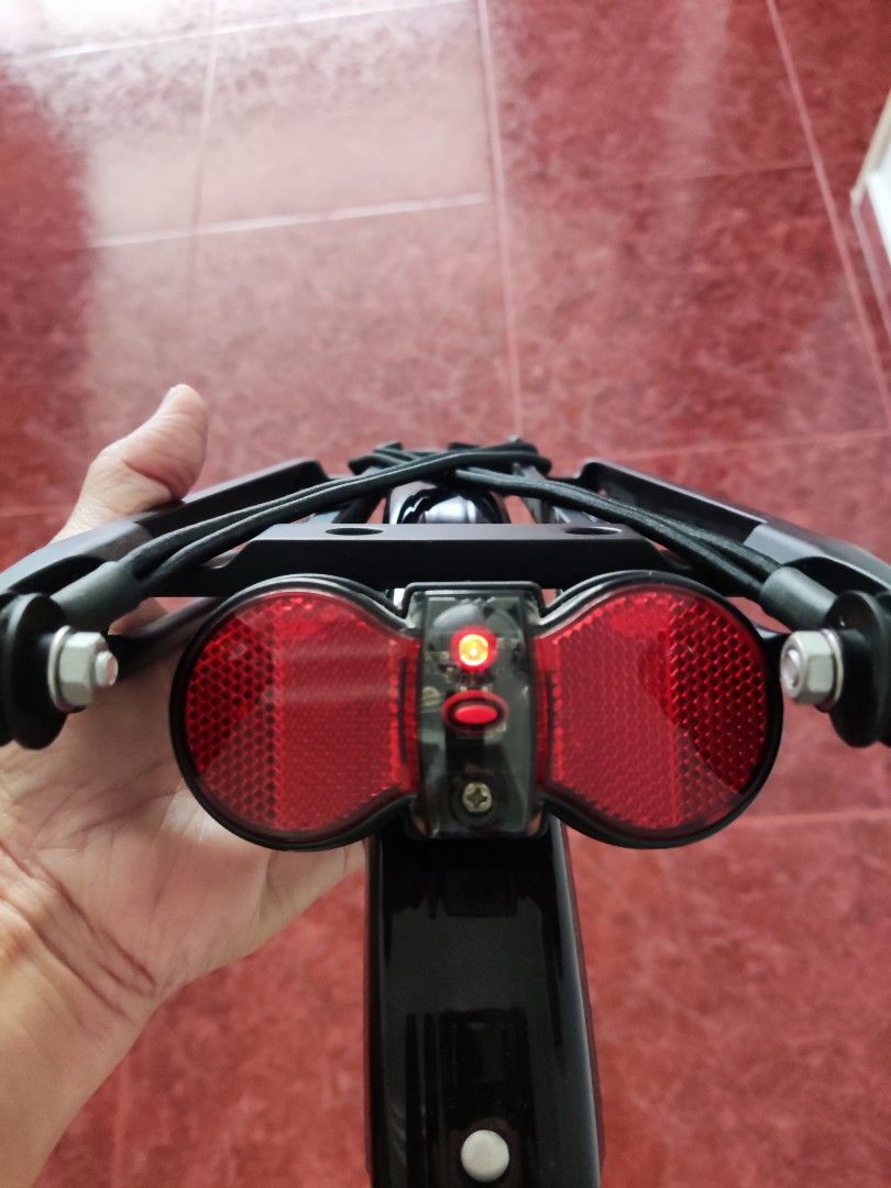 Brompton Rear Lights Brompton Black Edition BE Fender and Rack. Including battery operate ...