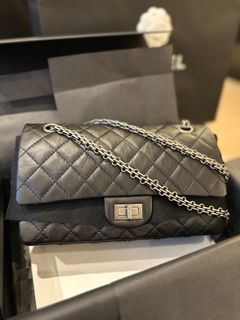 Chanel Black Quilted Calfskin Maxi 2.55 Flap Bag Ruthenium
