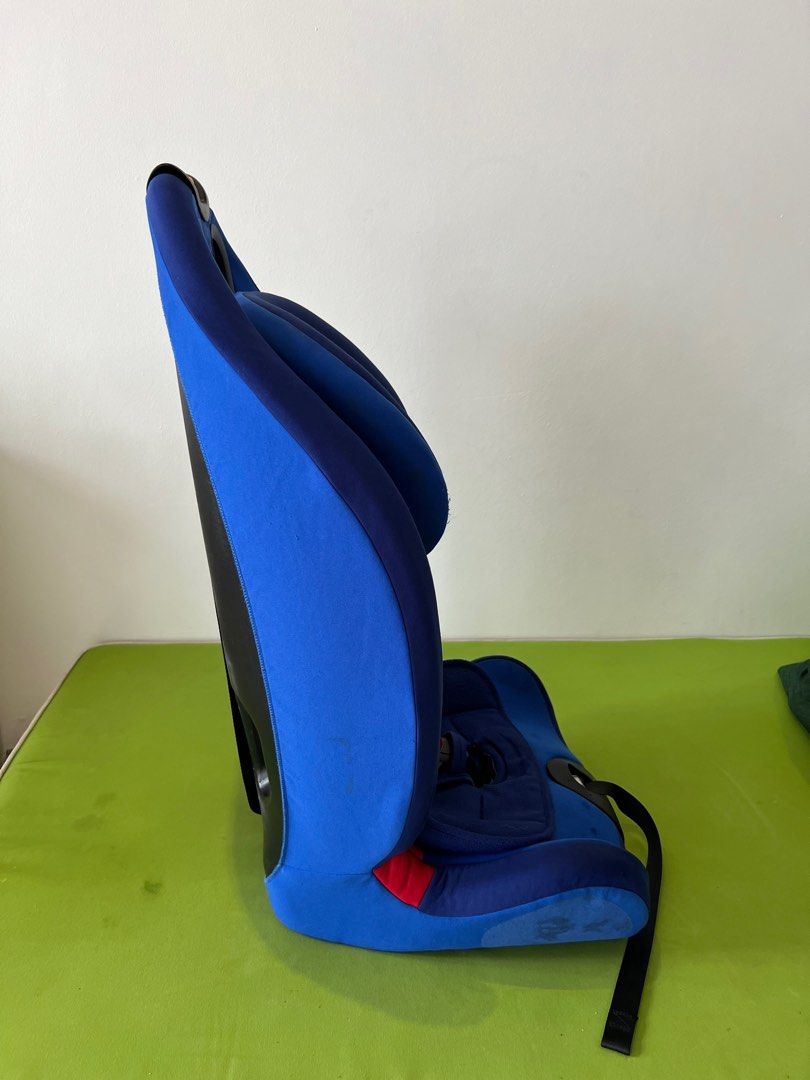 chicco Car Seat. Suitable for 27 YO, Babies & Kids, Going Out, Car Seats on Carousell