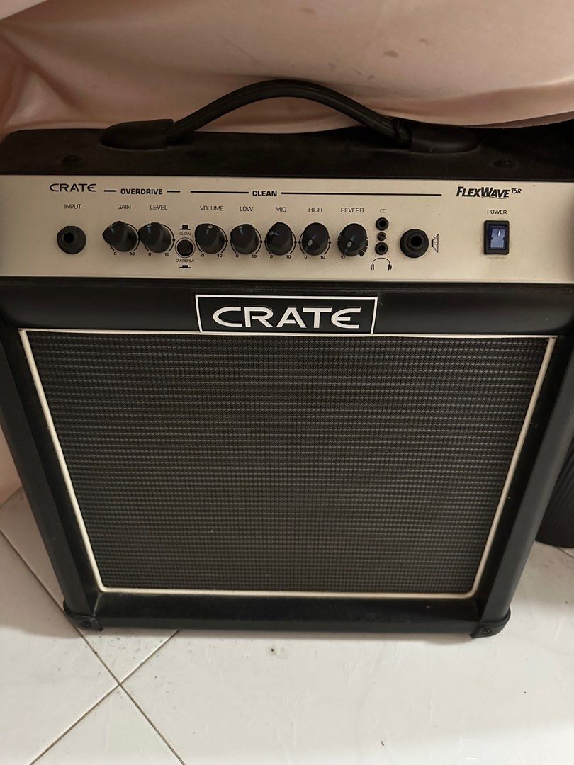 Crate Flexwave 15R amplifier, Hobbies & Toys, Music & Media, Music