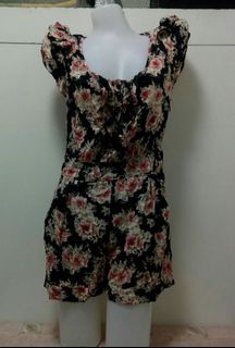 Cute Floral Romper Short