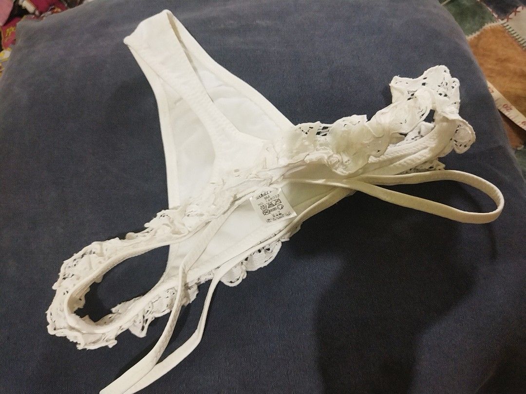 Decluttering undies white tbck .new . medium size (Category: Activewear) located in Cabadbaran. Submitted by xevedatiles (Listing ID 1215881851, Image 3). Description: .