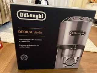 Delonghi 半自動咖啡機 EC685 黑色