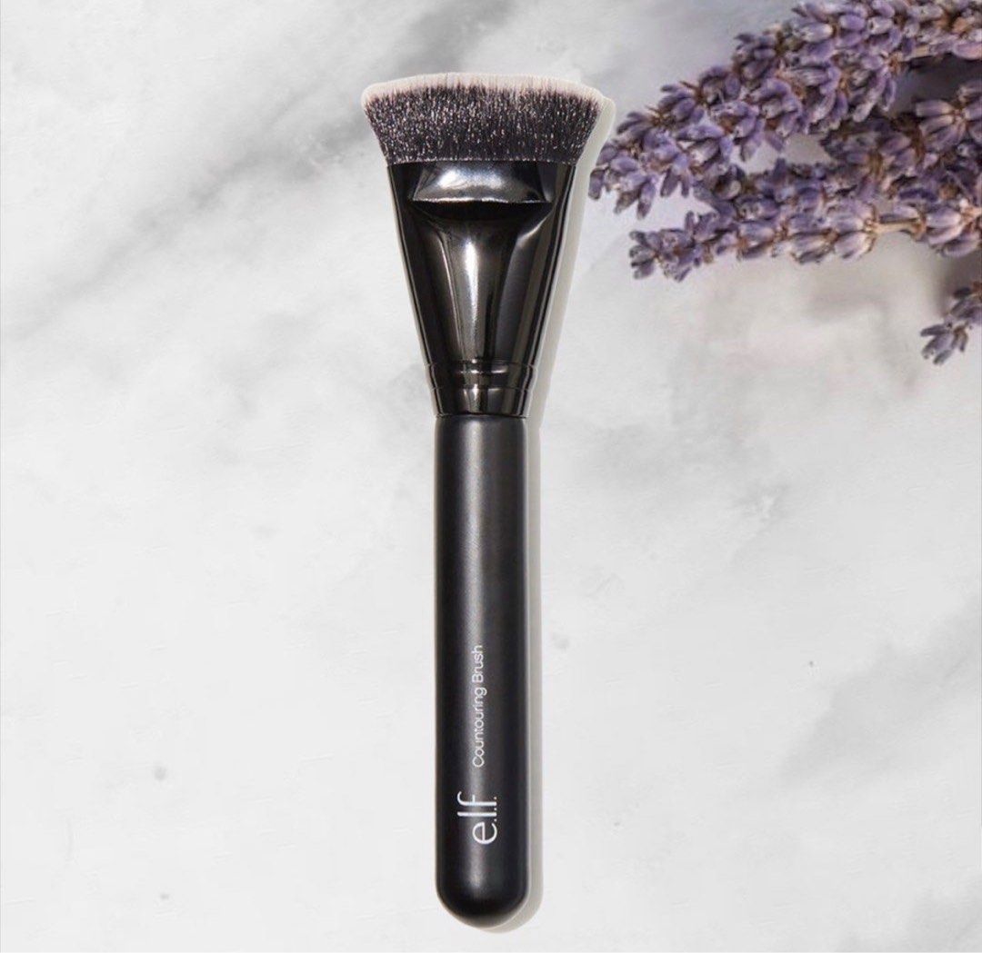 ELF contour brush on Carousell